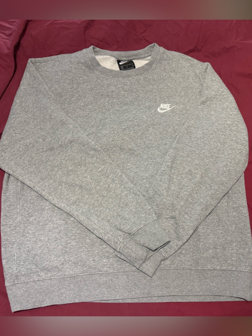 Nike Men’s Heather Gray Crewneck Sweatshirt